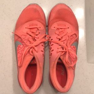 Pink Nike Tennis shoes